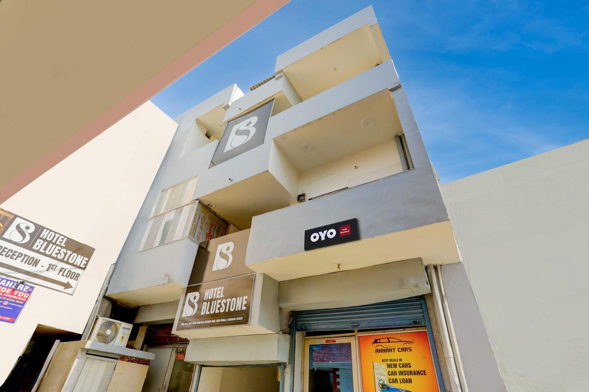 Super Hotel Live View Indraprast Exterior photo